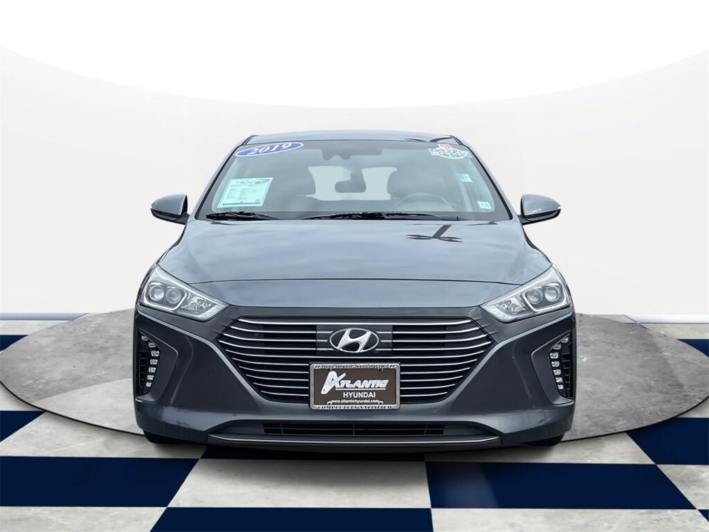 2019 Hyundai Ioniq Plug-In Hybrid photo 2