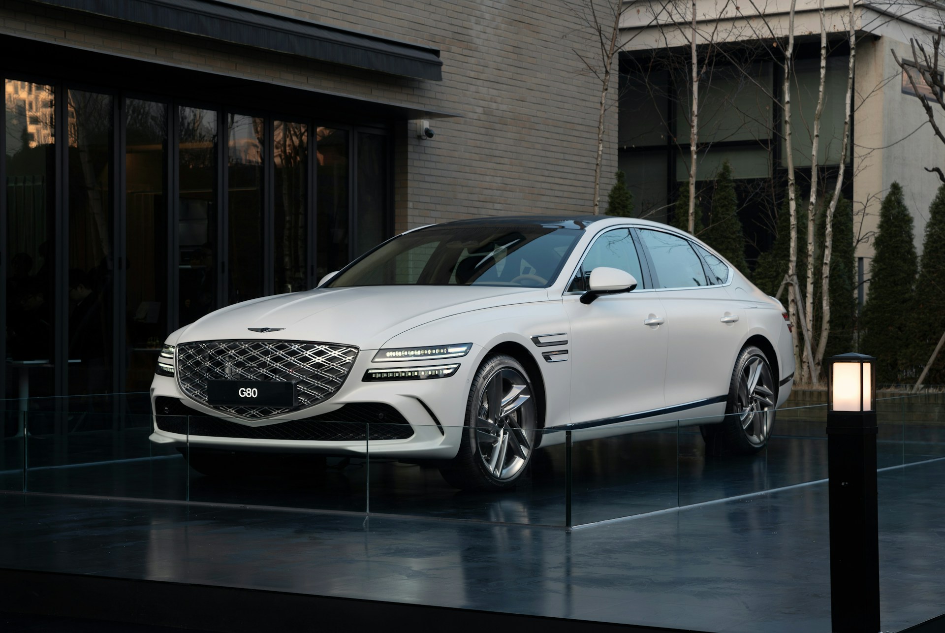 hyundai-motor-group-tOhRT9U5Irc-unsplash.jpg