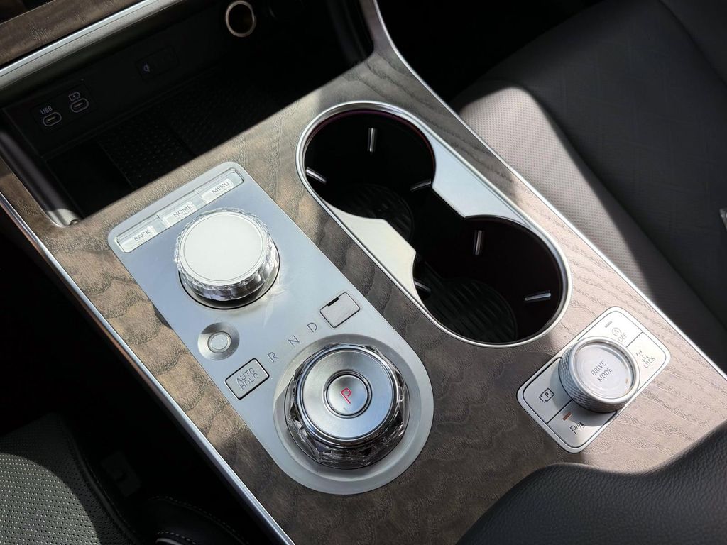 2025 GENESIS GV80 Advanced - Photo 31