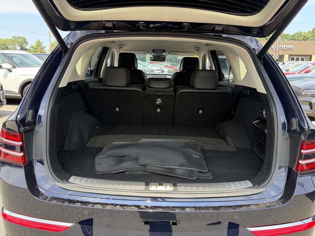 2026 GENESIS GV80 Standard - Photo 7