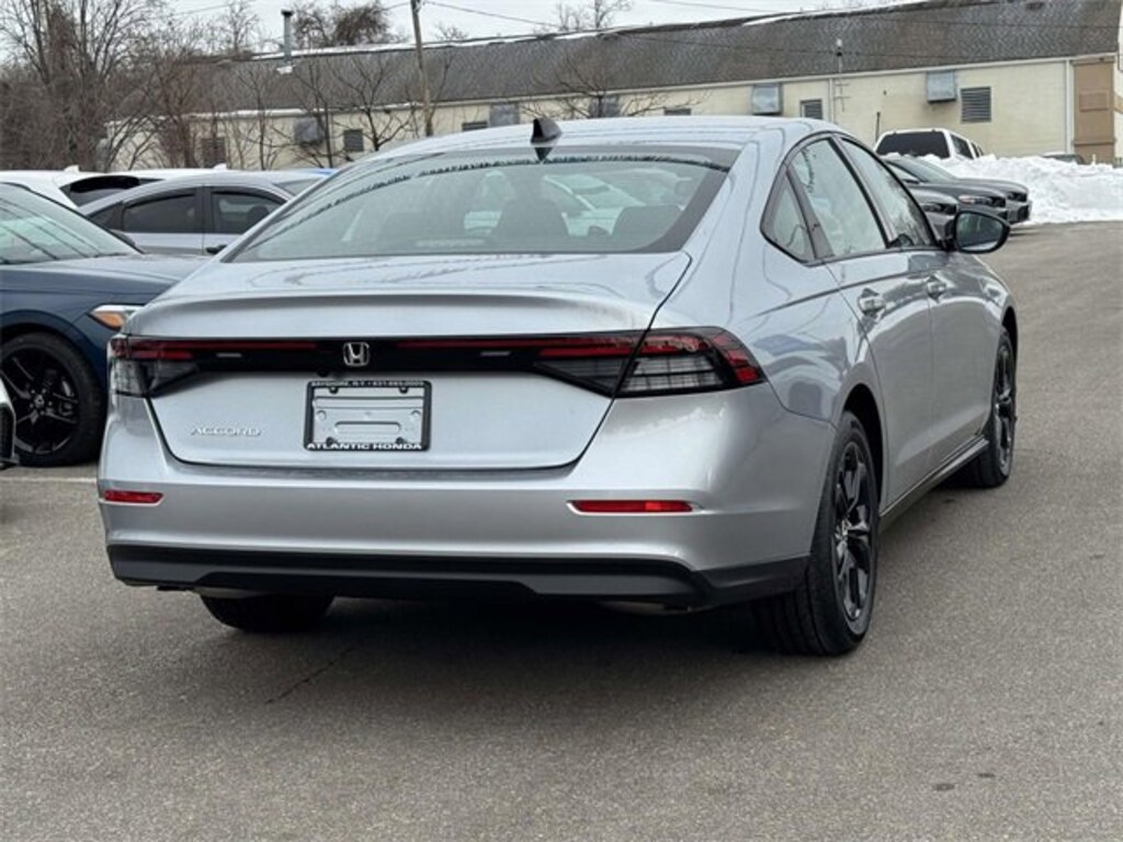 New 2025 Honda Accord SE Sedan