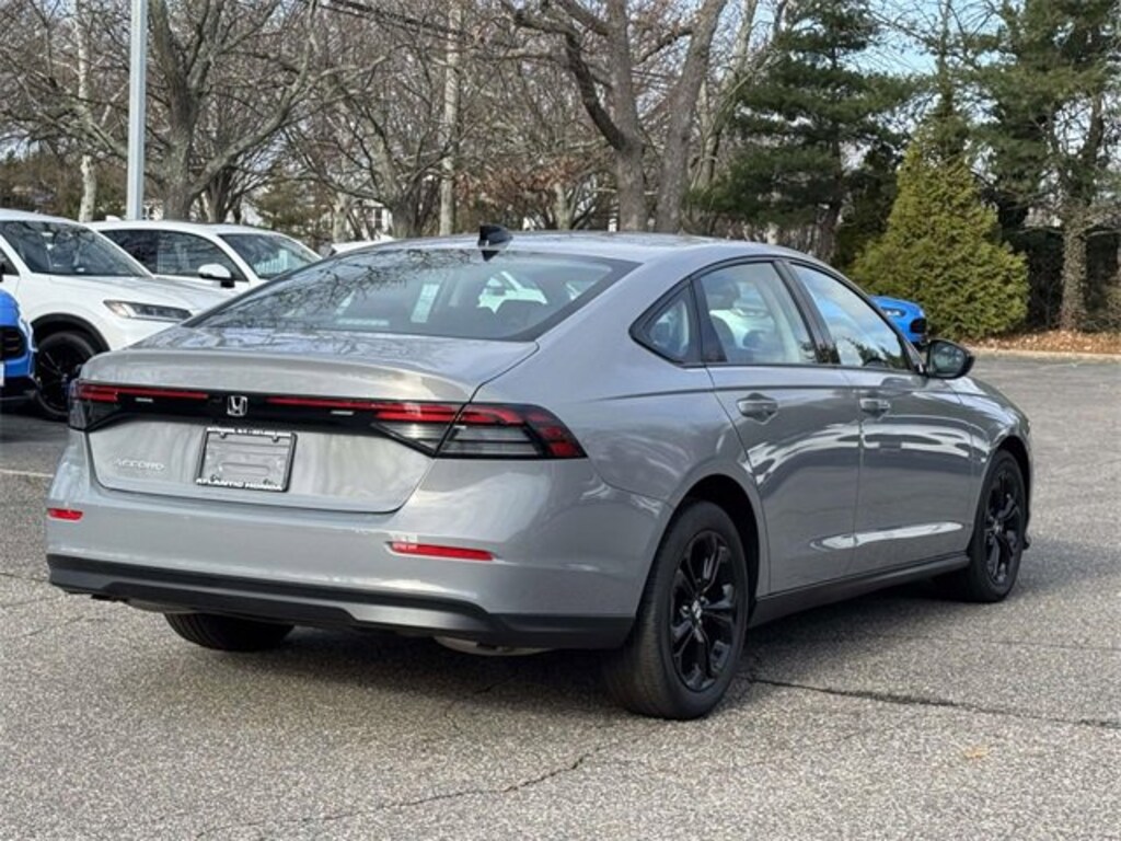 New 2025 Honda Accord SE Sedan