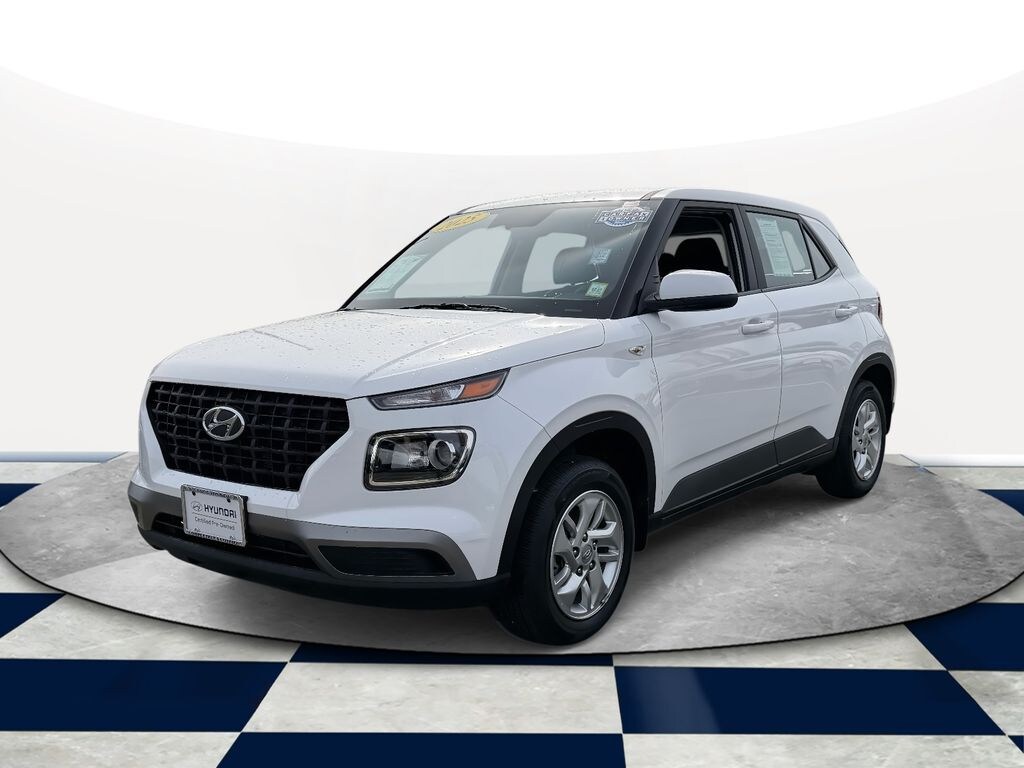 Certified 2025 Hyundai Venue SE SUV