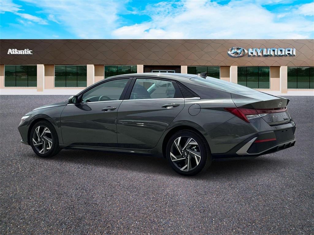 New 2025 Hyundai Elantra Hybrid Limited Sedan