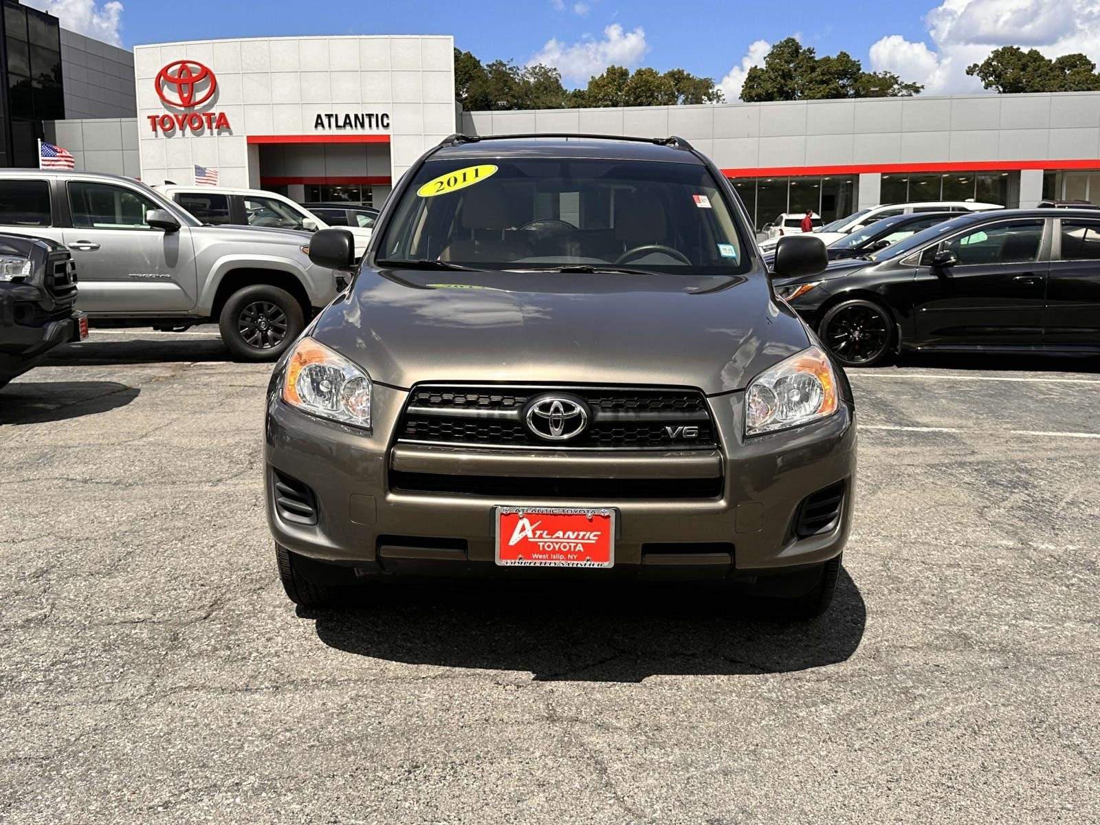 Used 2011 Toyota RAV4 Base with VIN 2T3BK4DV5BW046082 for sale in West Islip, NY