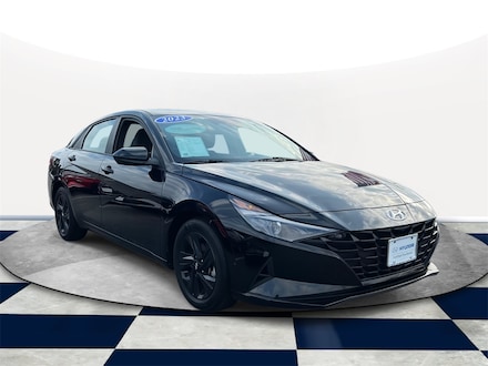 2023 Hyundai Elantra SEL Sedan