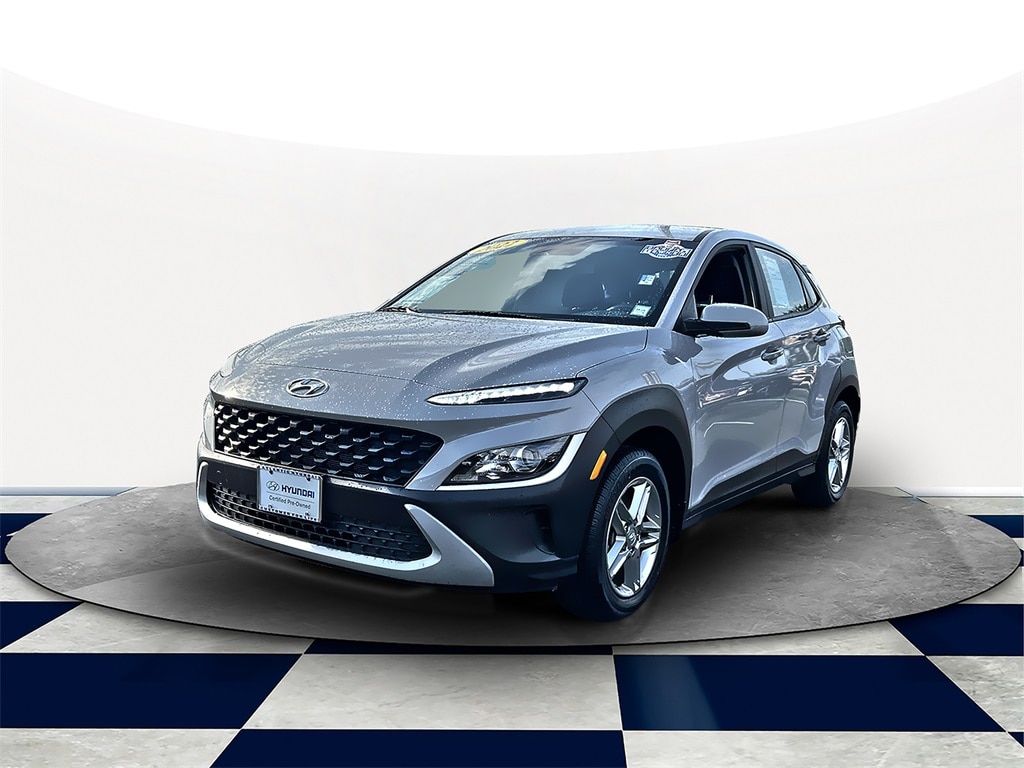 Used 2022 Hyundai Kona SE with VIN KM8K2CAB8NU914240 for sale in Hicksville, NY