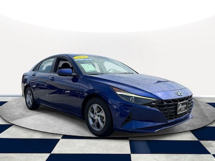 2021 Hyundai Elantra SE Sedan