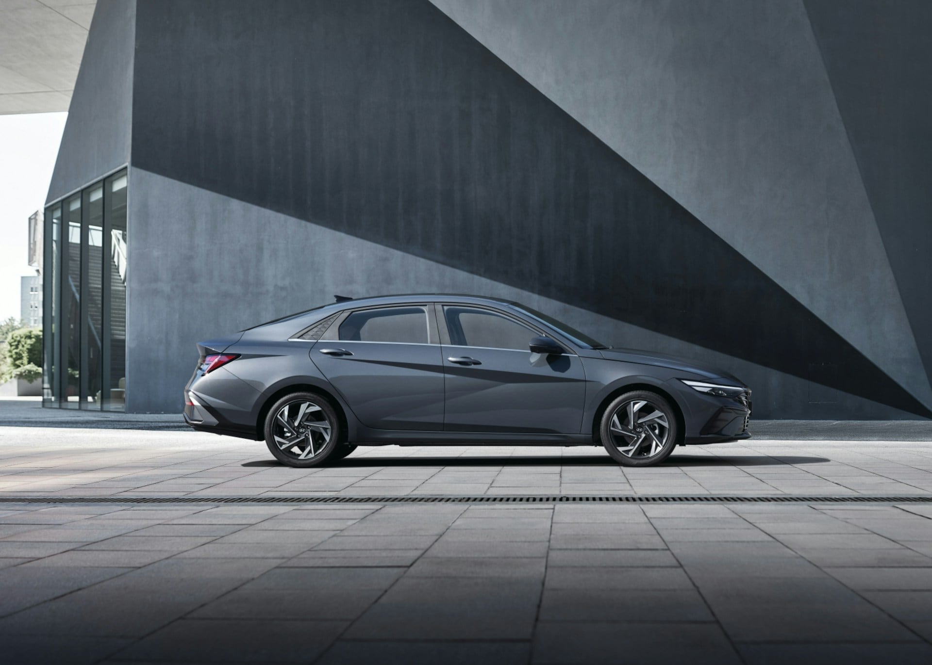 hyundai-motor-group-DZgXFSTqi5s-unsplash.jpg