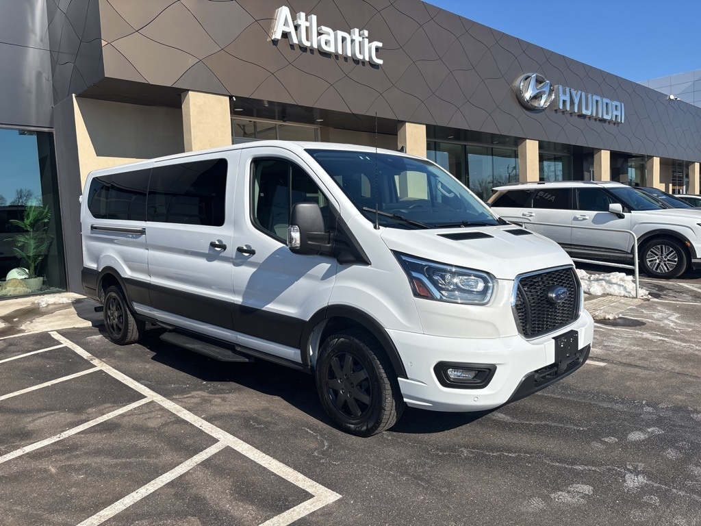 2023 Ford Transit Passenger Van XLT