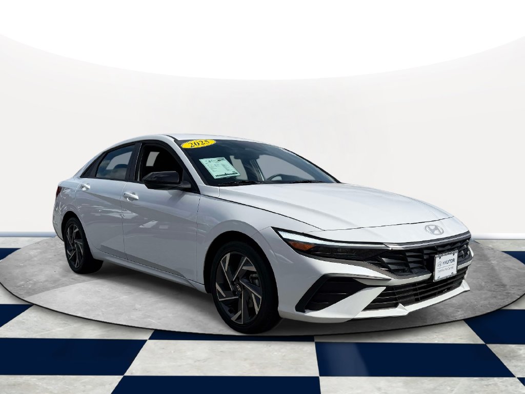  Hyundai Elantra Hybrid