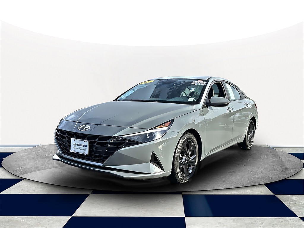 Certified 2022 Hyundai Elantra SEL with VIN KMHLM4AGXNU259353 for sale in West Islip, NY