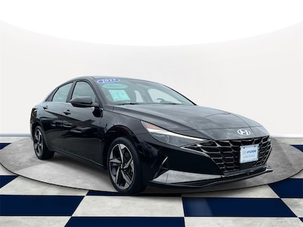 2023 Hyundai Elantra Limited Sedan
