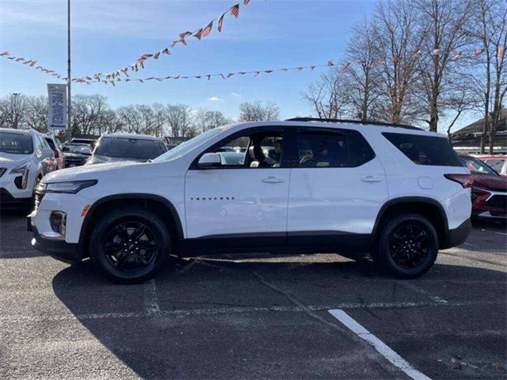 Certified 2022 Chevrolet Traverse LT Leather SUV