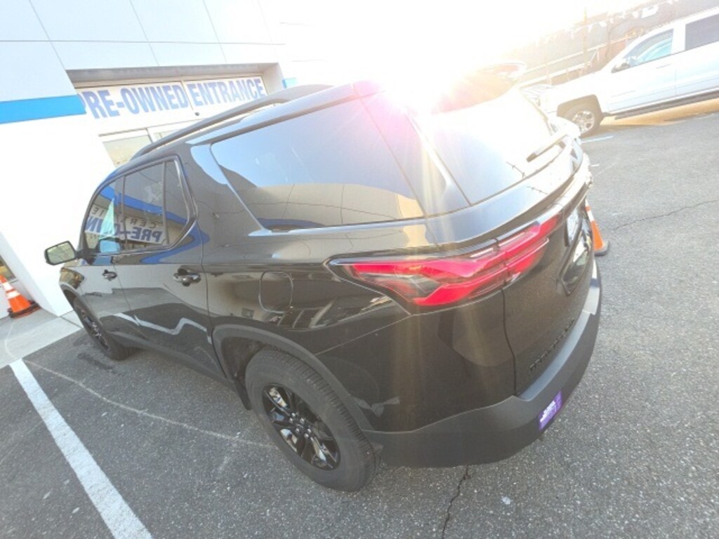 Certified 2023 Chevrolet Traverse LT Leather SUV