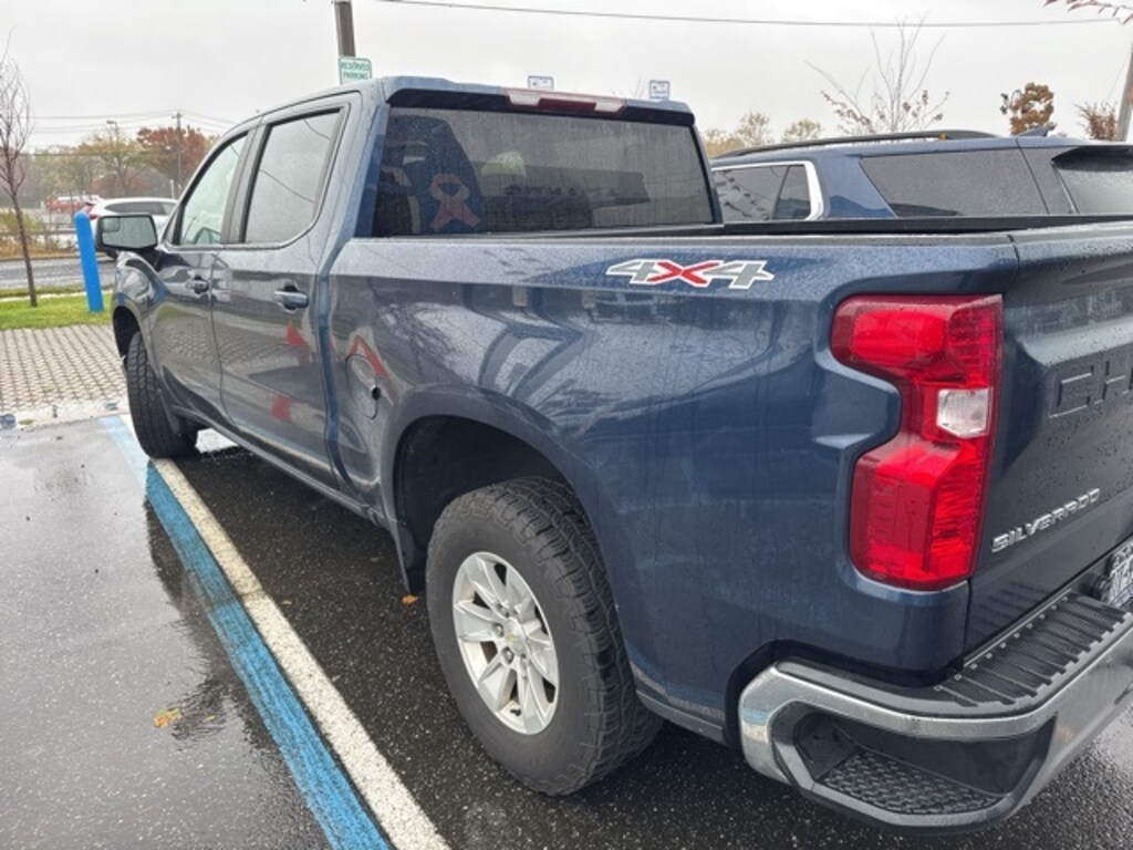 Used 2021 Chevrolet Silverado 1500 LT Truck