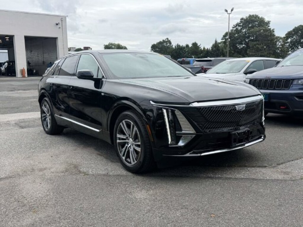 Certified 2024 Cadillac Lyriq Luxury SUV