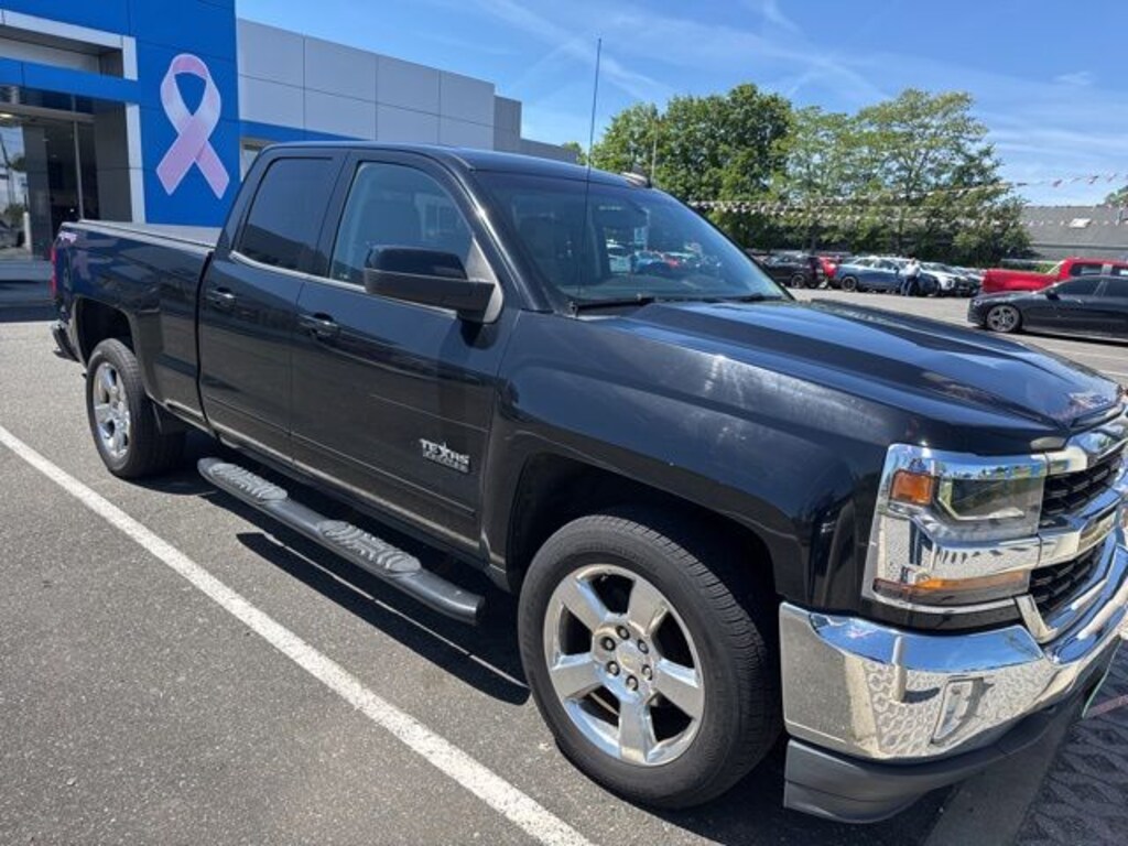 Certified 2017 Chevrolet Silverado 1500 LT Truck