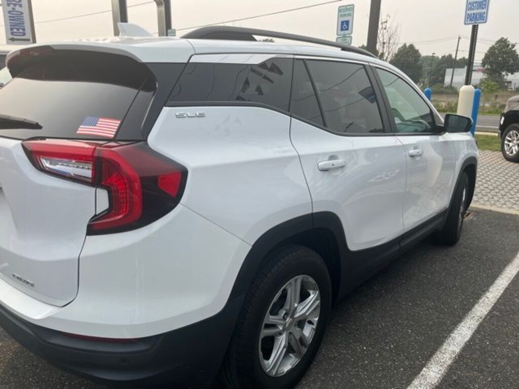 Certified 2023 GMC Terrain SLE SUV