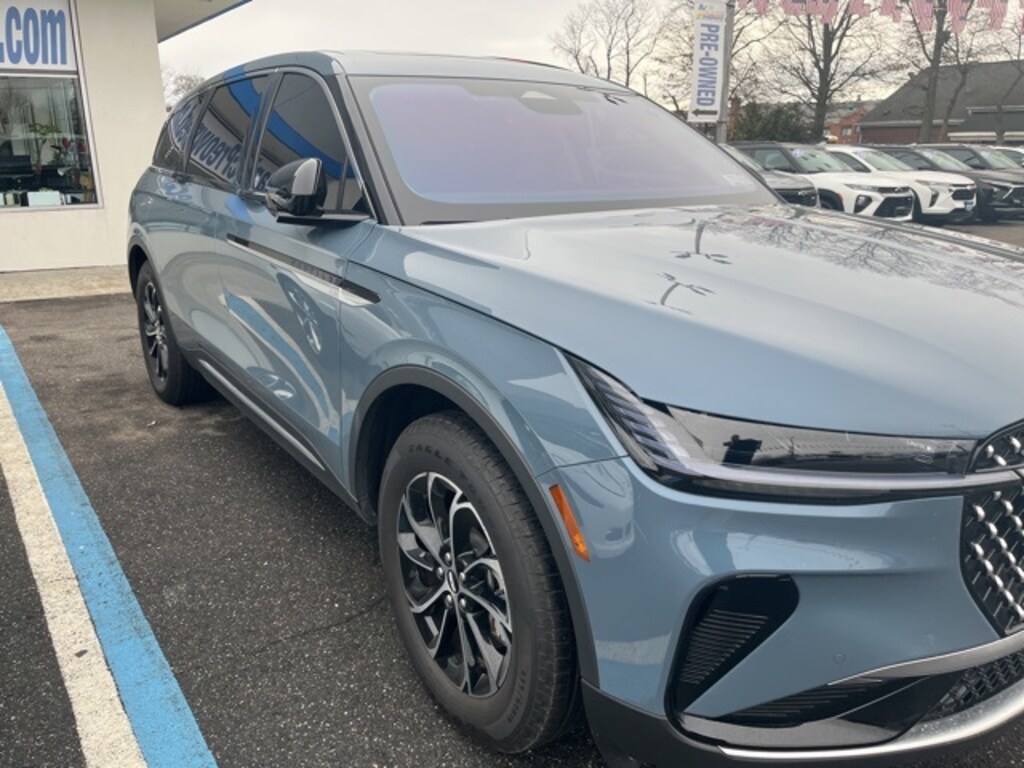 Used 2025 Lincoln Nautilus Premiere SUV