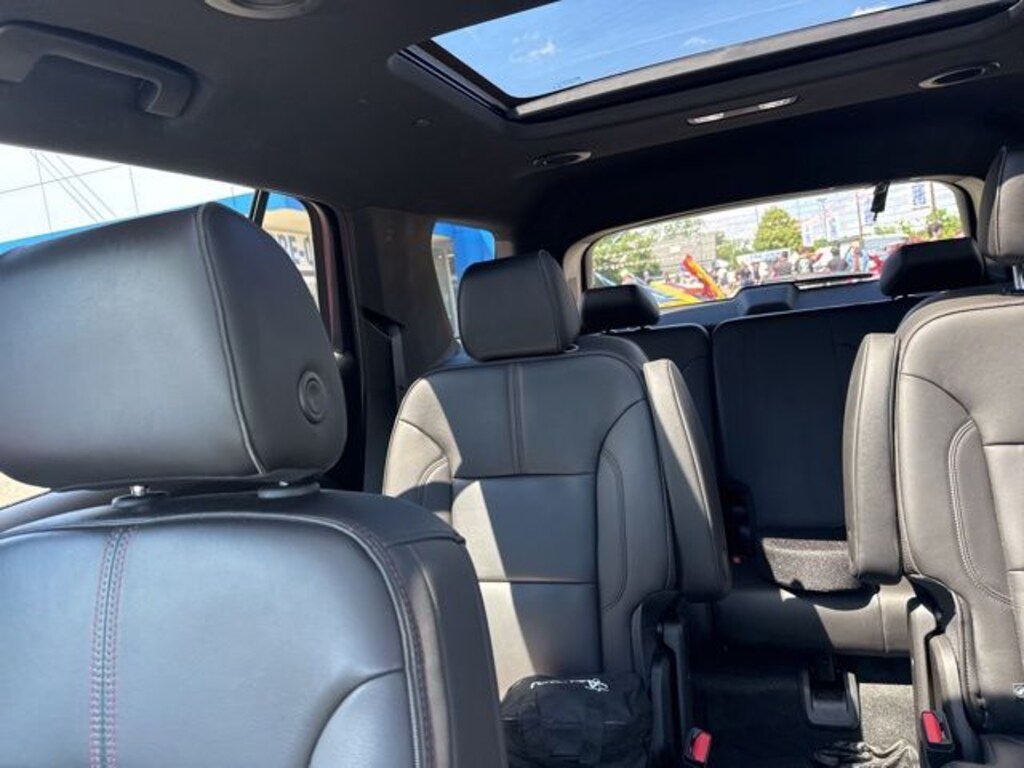 Certified 2023 Chevrolet Traverse RS SUV