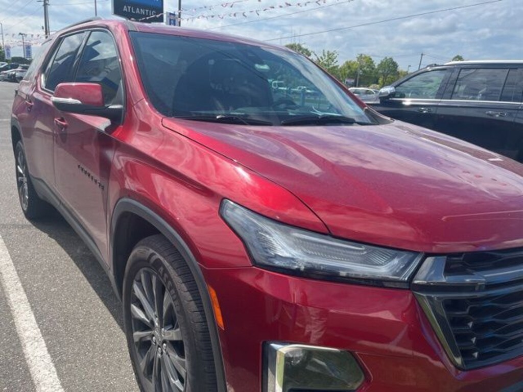 Used 2023 Chevrolet Traverse RS SUV