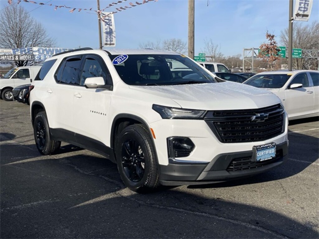 Certified 2022 Chevrolet Traverse LT Leather SUV