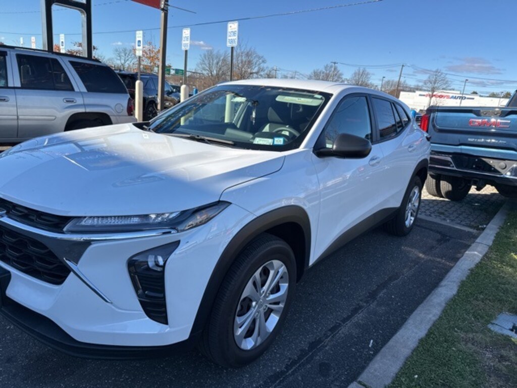 Certified 2024 Chevrolet Trax LS SUV