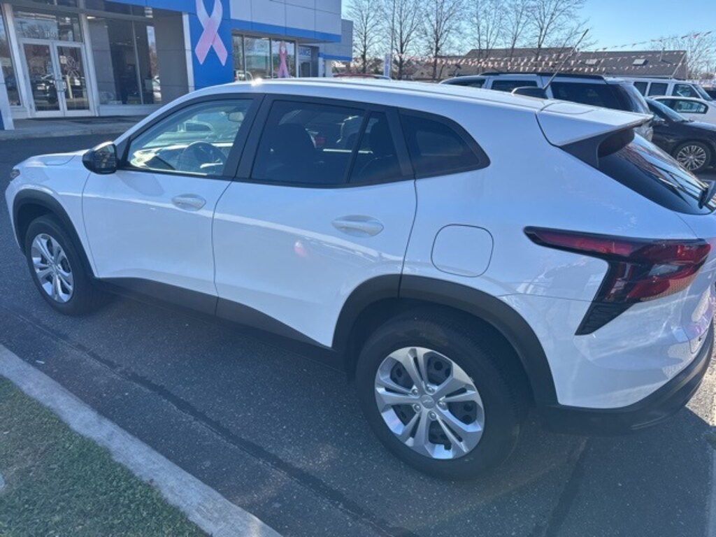 Certified 2024 Chevrolet Trax LS SUV