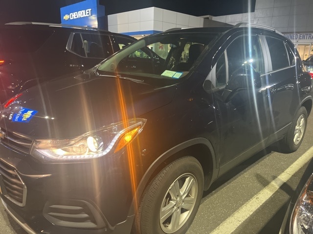 2022 Chevrolet Trax LT's photo