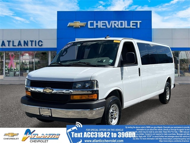 2024 Chevrolet Express 3500 LT