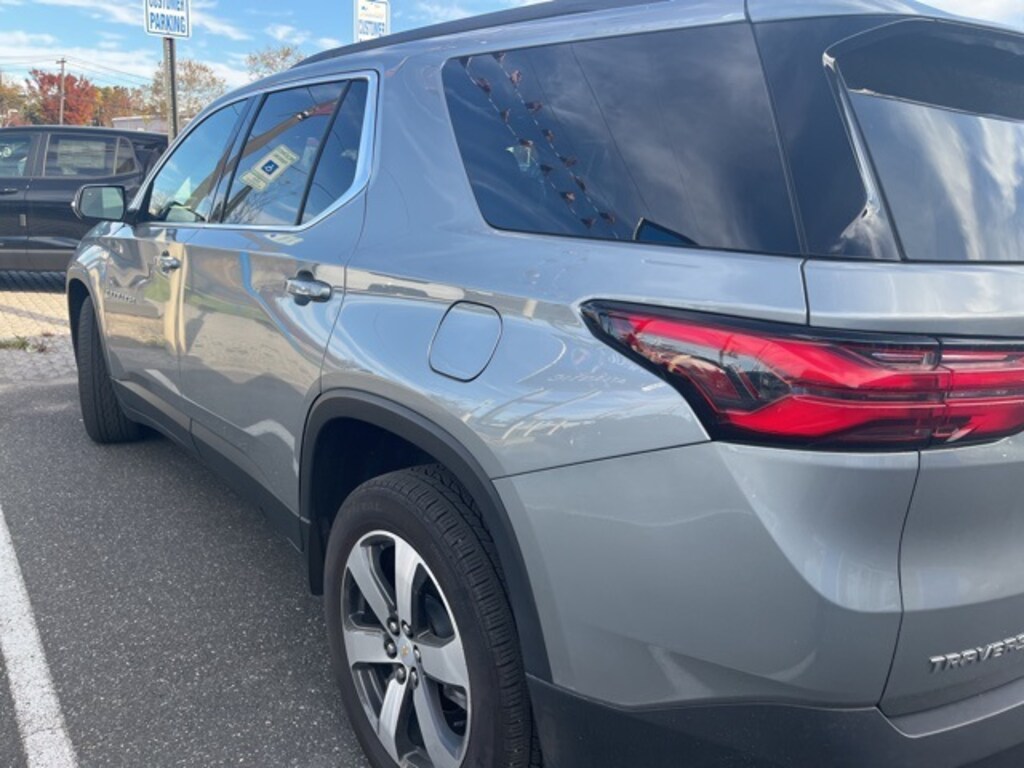 Certified 2023 Chevrolet Traverse LT Leather SUV