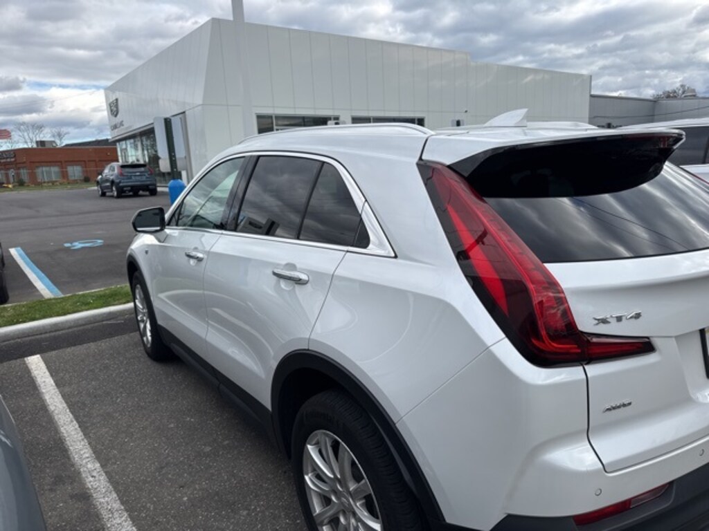 Certified 2023 Cadillac XT4 Luxury SUV