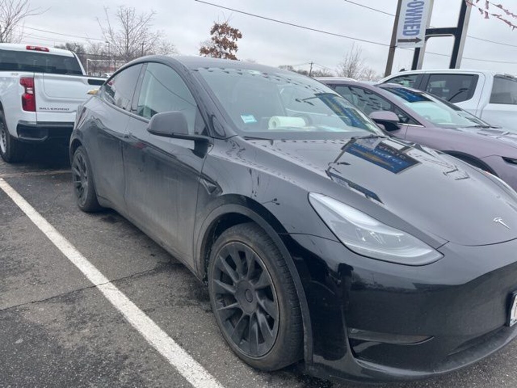 Used 2023 Tesla Model Y Long Range SUV