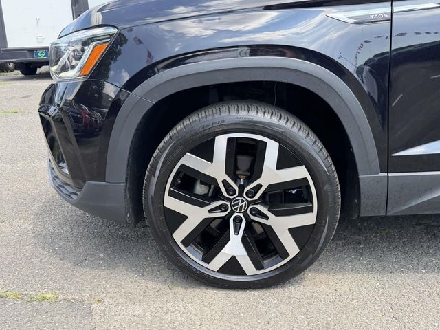 2022 Volkswagen Taos SEL - Photo 8