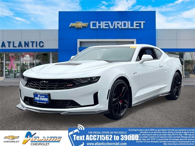 2023 Chevrolet Camaro LT1's photo