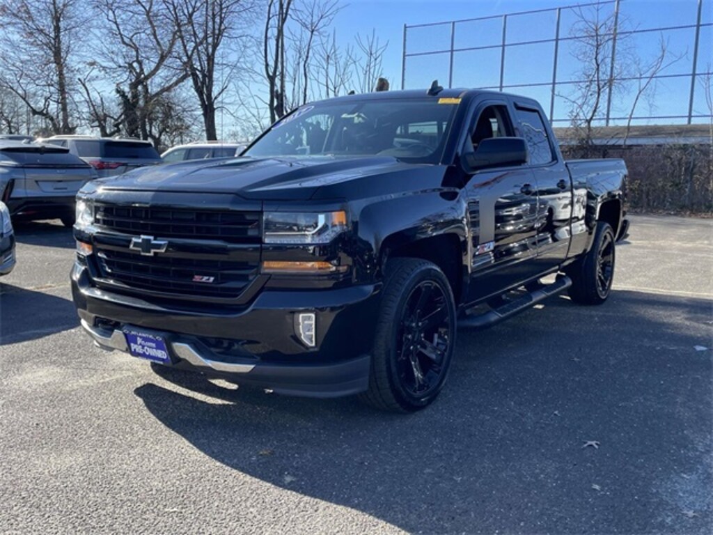 Used 2017 Chevrolet Silverado 1500 LT Truck