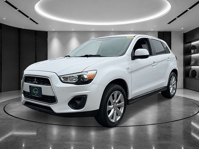 2015 Mitsubishi Outlander Sport 2.0 ES AWC CVT's photo