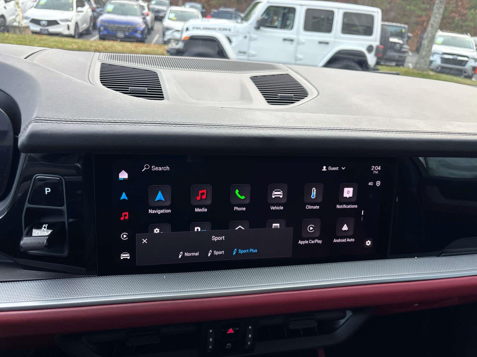 2024 Porsche Cayenne Base - Photo 21