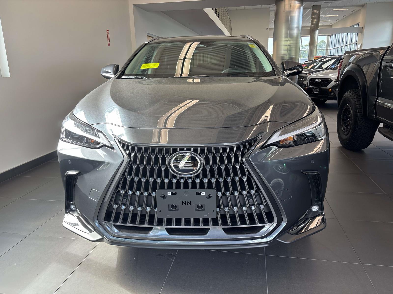 2025 Lexus NX 350 photo 2