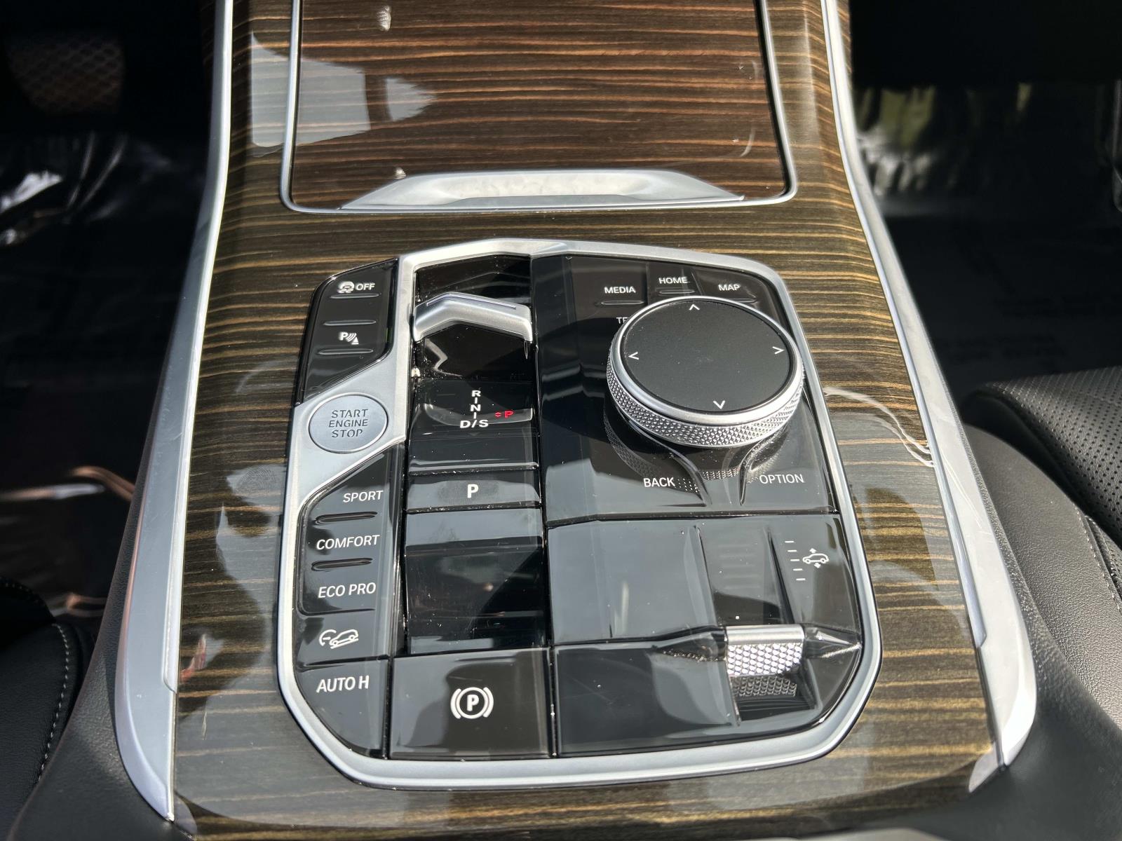 2024 BMW X7 40i - Photo 35