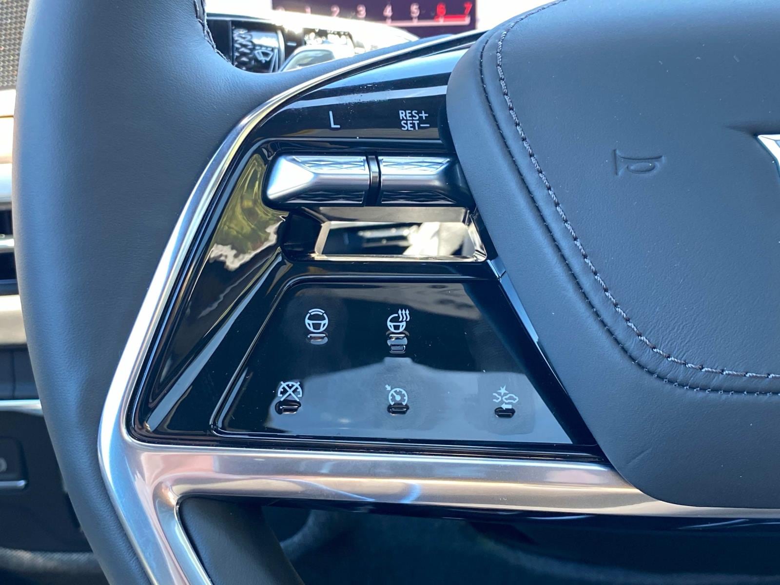 2025 Cadillac Escalade ESV Premium Luxury Platinum - Photo 32