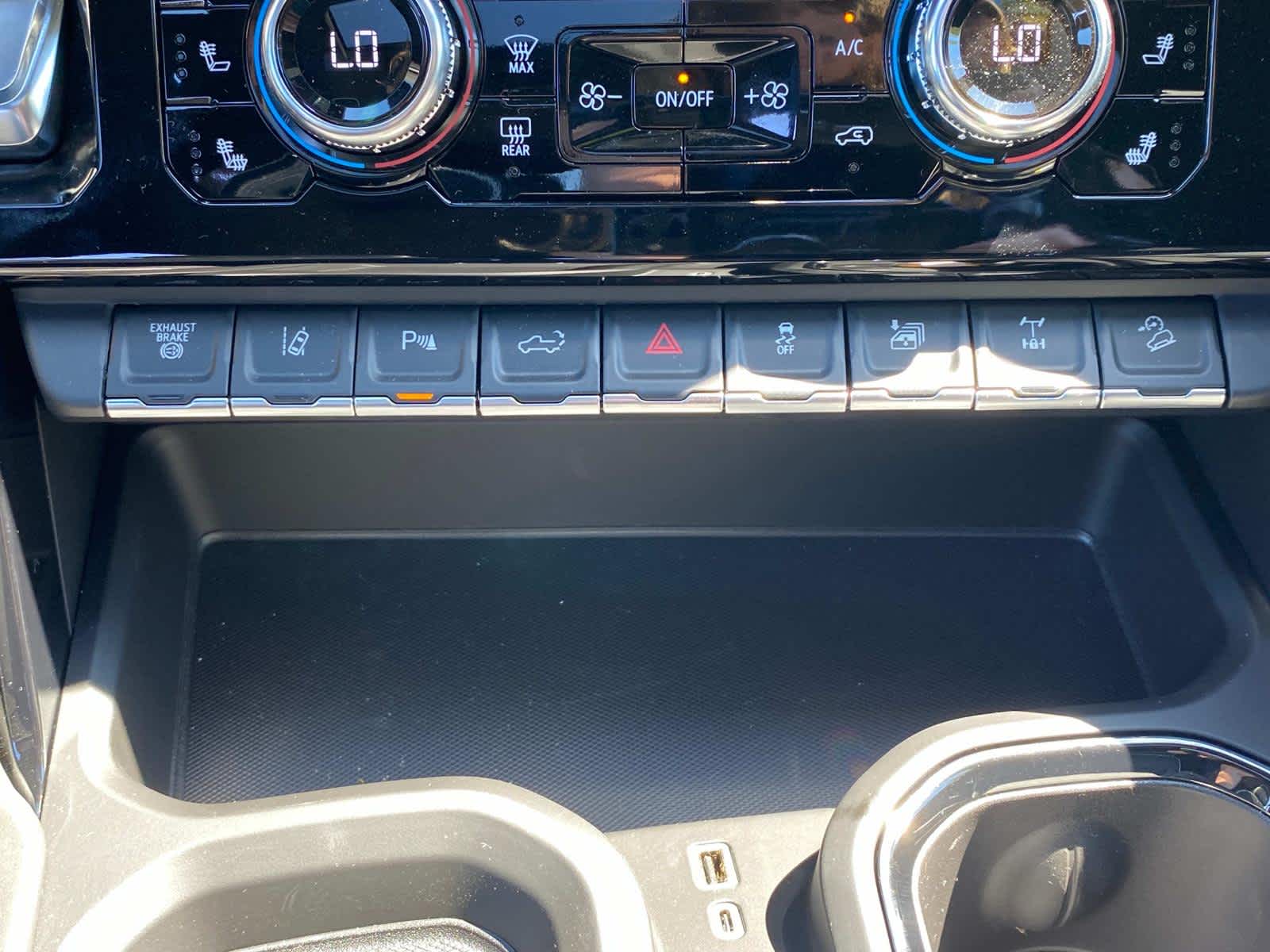 2025 GMC Sierra 2500HD AT4X - Photo 18