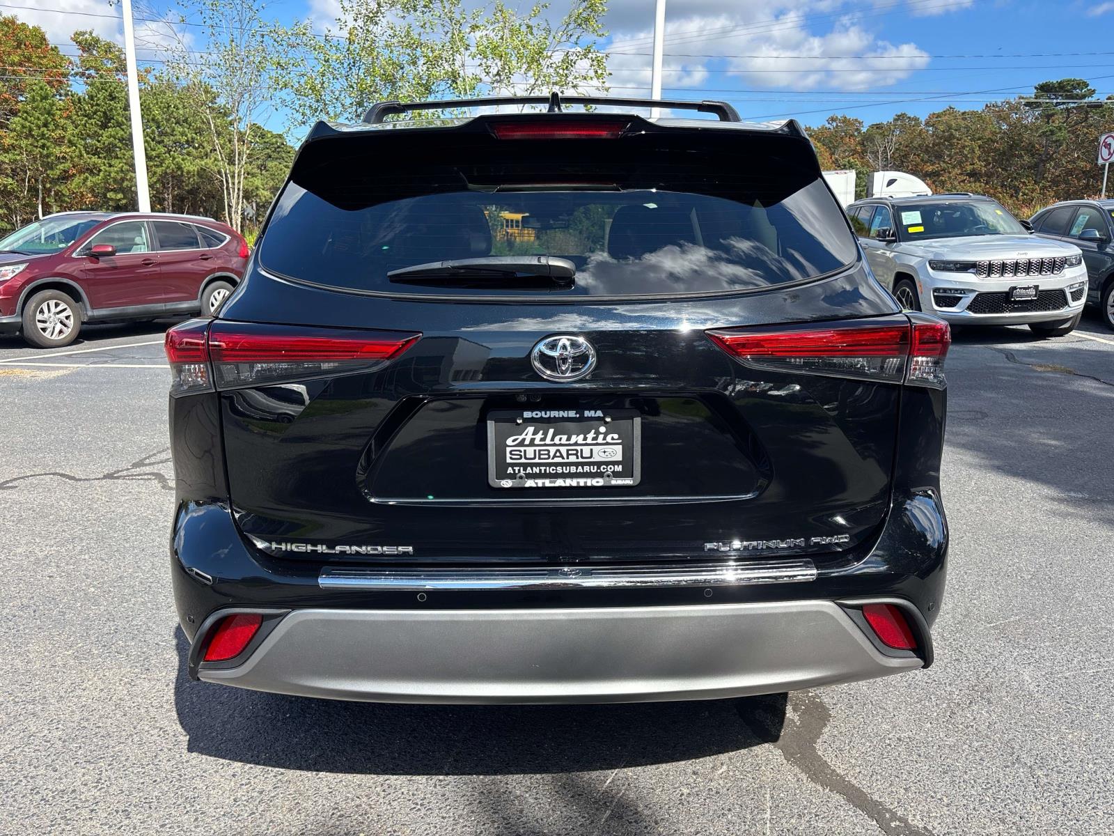 2021 Toyota Highlander Platinum photo 4