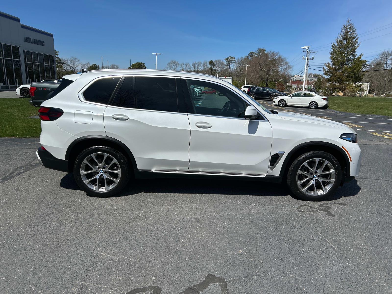 2024 Bmw X5 xDrive40i photo 2