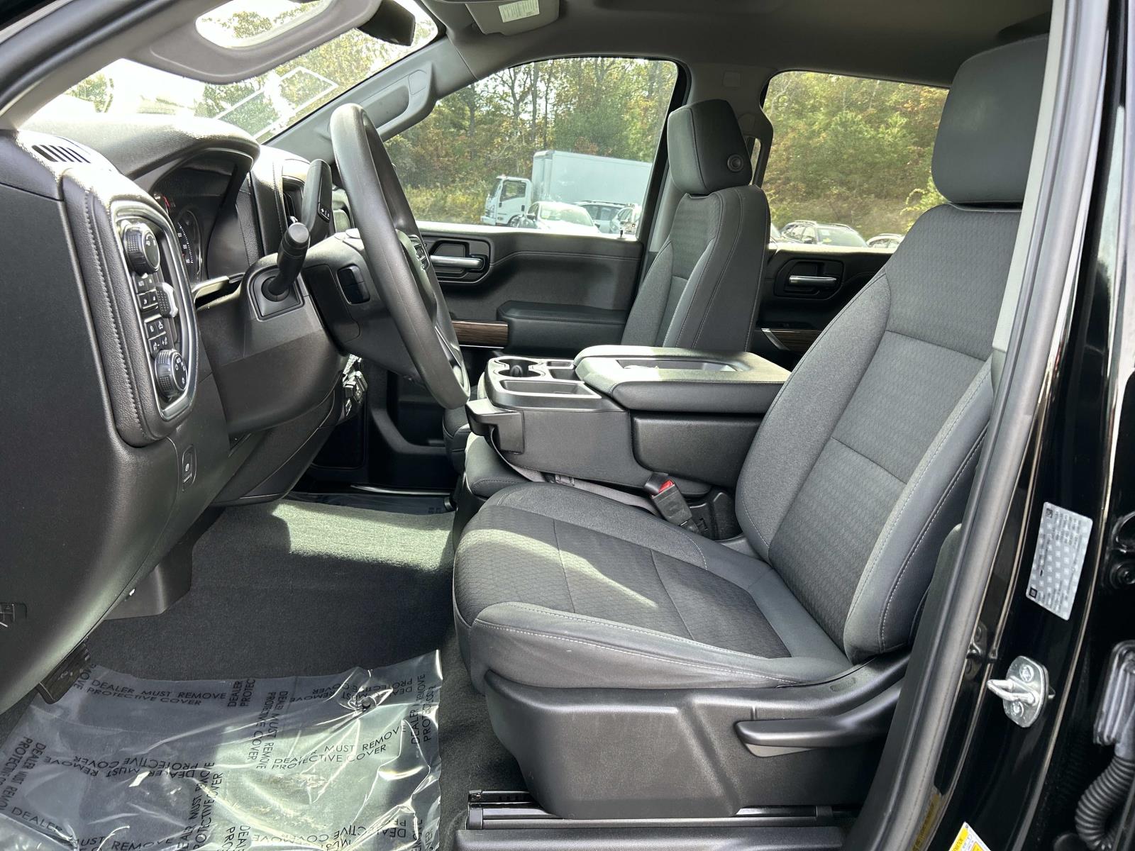 2019 Chevrolet Silverado 1500 RST - Photo 15