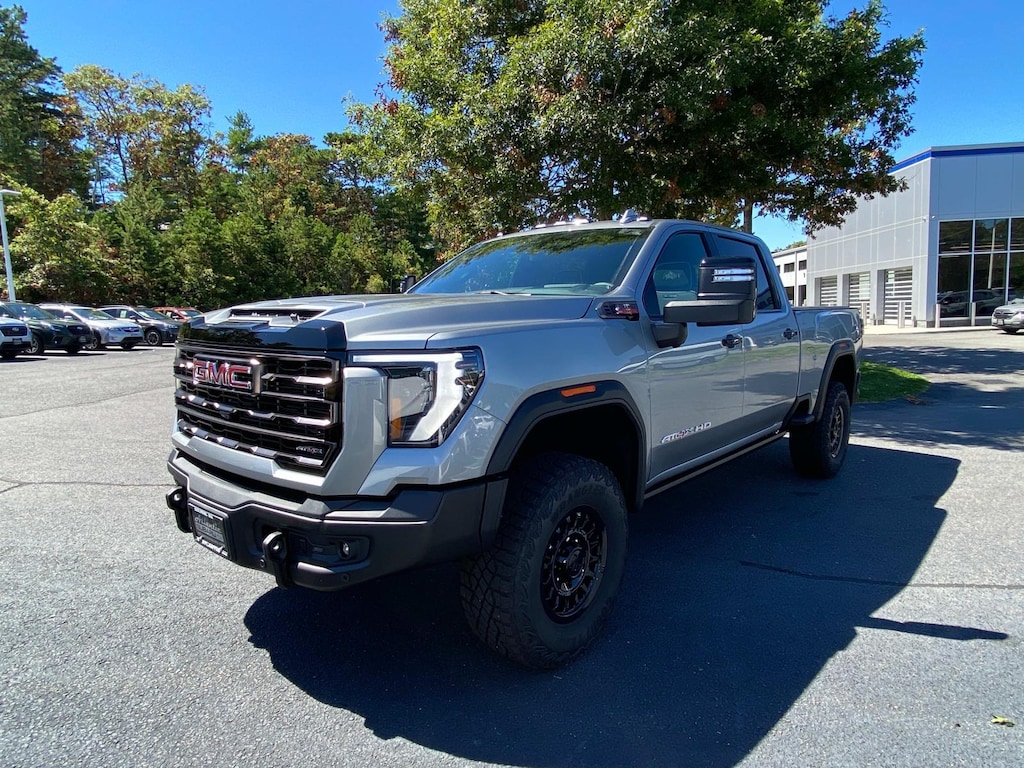 Used 2025 GMC Sierra 2500 HD 4WD Crew Cab 159 AT4X Truck Crew Cab