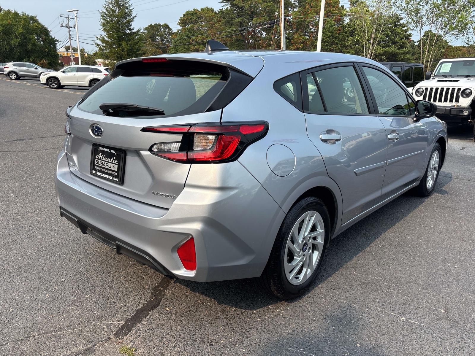 2024 Subaru Impreza Base photo 3