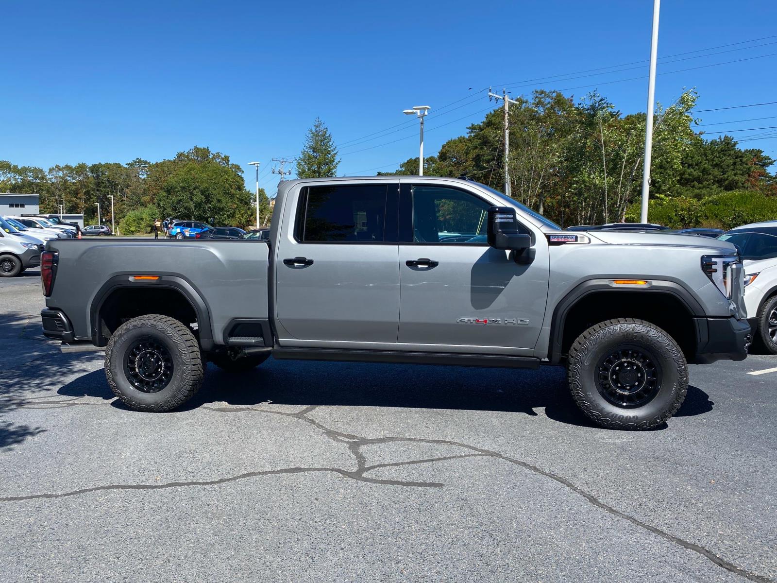 2025 GMC Sierra 2500HD AT4X - Photo 8
