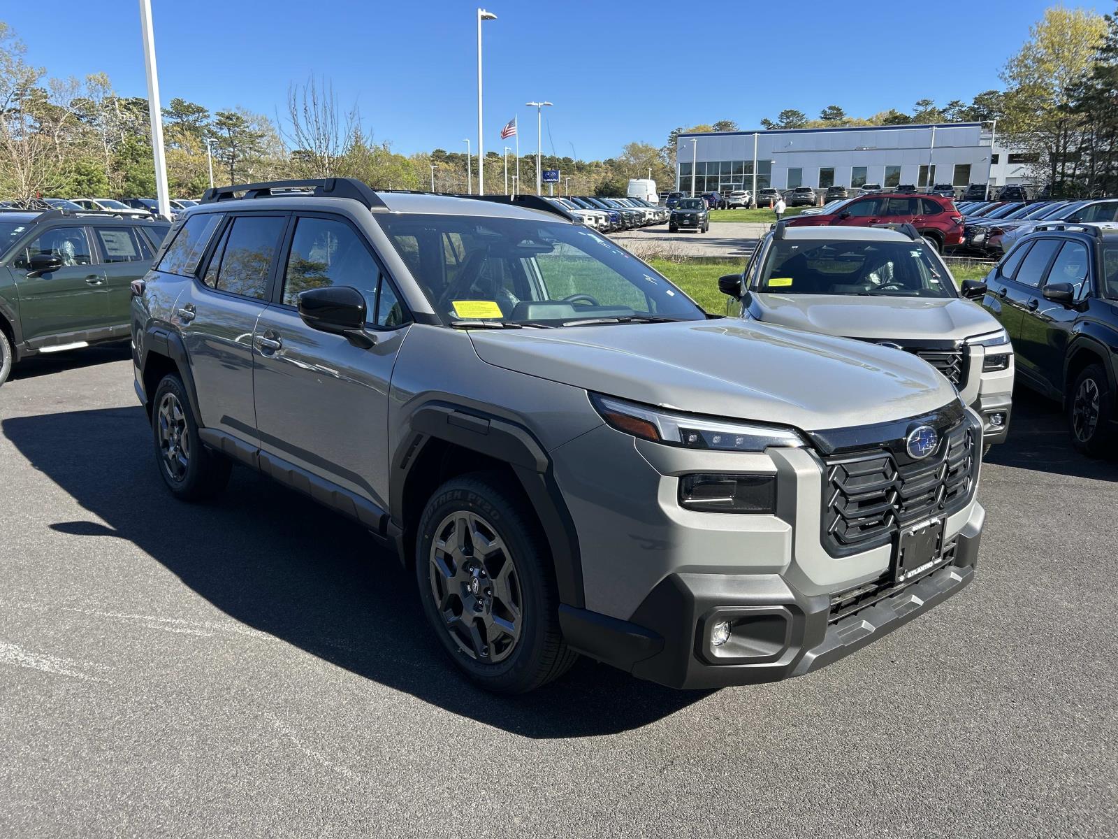 2026 Subaru Outback Premium's photo